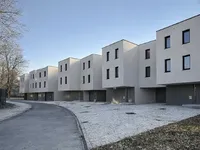 Недвижимость Дом с террасой в Новом Месте Лог.: 1