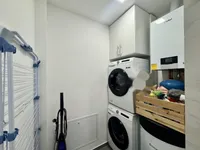 Недвижимость Трёхкомнатная квартира Завлог: 7