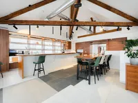 Недвижимость Коммерческое помещение Вич: 3