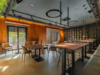 Недвижимость Коммерческое помещение в центре: 2