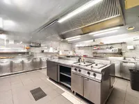 Недвижимость Коммерческое помещение в центре: 8