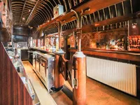 Недвижимость Коммерческое помещение в центре: 2