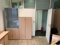 Недвижимость Офисное помещение в центре: 3