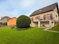 Недвижимость House 6 bedrooms for sale in Useldange: 1