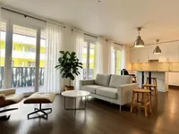 Недвижимость Apartment 4 rooms: 3