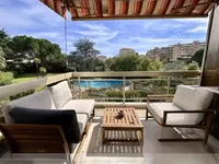 Недвижимость Villa Petit Juas: 1