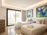 Недвижимость Property Type: Villa  
Location: Cannes, Centre-ville  

Final:

Villa Cannes Centreville: 15