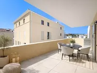 Недвижимость Villa Petit Juas: 1