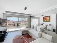 Недвижимость Villa Petit Juas: 2