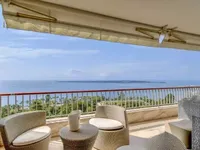 Недвижимость Villa Croix des Gardes: 1