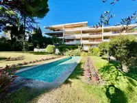 Недвижимость Villa Petit Juas: 4