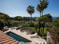 Недвижимость Villa Croix des Gardes: 2