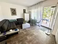 Недвижимость Property Name: Estate Californie: 5