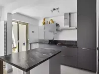 Недвижимость Residence République: 5
