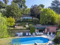 Недвижимость Villa Petit Juas: 8