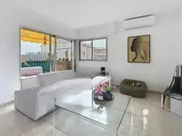 Недвижимость Villa Petit Juas: 2
