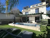 Недвижимость Villa Petit Juas: 2