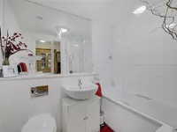 Недвижимость Woods House, 7 Gatliff Road: 7