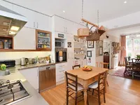 Недвижимость Fawcett Street: 2