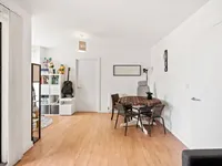 Недвижимость Rucklidge Avenue: 9