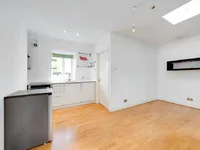 Недвижимость Camden Street: 8