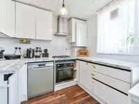 Недвижимость De Beauvoir Estate: 2