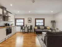 Недвижимость York Road: 6