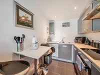 Недвижимость Phoenix Way, Battersea: 2