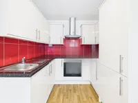 Недвижимость Hillview Gardens: 2