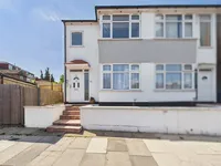 Недвижимость Hillview Gardens: 9