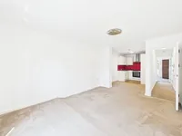Недвижимость Hillview Gardens: 10