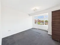 Недвижимость Hillview Gardens: 14