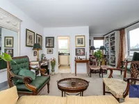 Недвижимость Wincott Street: 12
