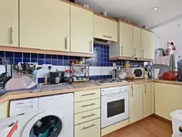 Недвижимость High Street, London, 4: 1