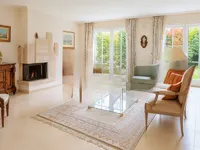 Недвижимость Detached house 5 bedrooms for sale in Senningerberg: 1