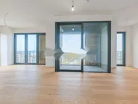 Недвижимость Четырехкомнатная квартира, Шишка: 6