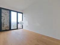 Недвижимость Четырехкомнатная квартира, Шишка: 16