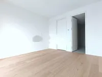 Недвижимость Четырехкомнатная квартира, Шишка: 20