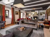 Недвижимость Single house 20 rooms: 5