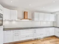 Недвижимость Apartment 5 rooms: 4