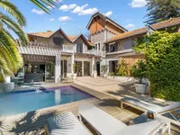Недвижимость Villa Croix des Gardes: 1