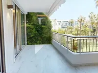 Недвижимость Villa République Cannes: 1