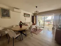 Недвижимость Villa Petit Juas: 1