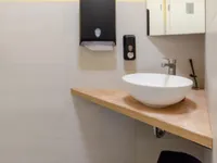 Недвижимость Коммерческое помещение в центре: 2