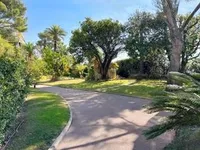 Недвижимость Villa Croix des Gardes: 9