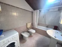 Недвижимость Трехкомнатная на площади Кавура: 14