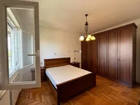 Недвижимость Трёхкомнатная квартира в центре: 16