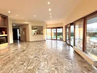 Недвижимость Villa 9 rooms: 4