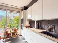 Недвижимость Apartment 4 rooms: 2
