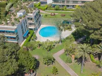 Недвижимость Villa Croix des Gardes: 1